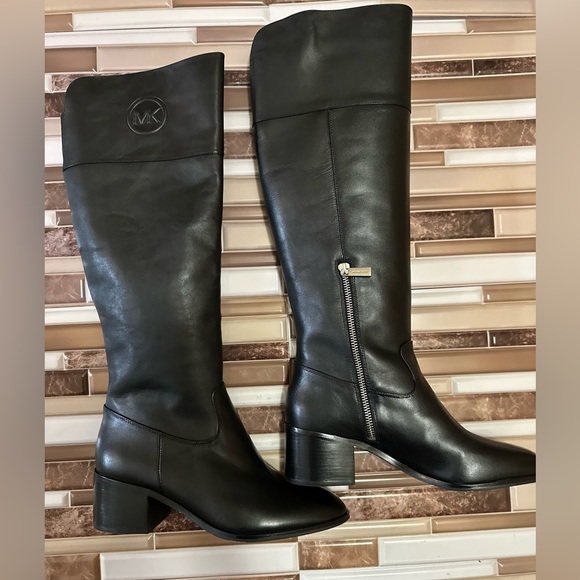 NWB Michael Michel Kors Dylyn boots Sz 8.5 - Picture 5 of 16